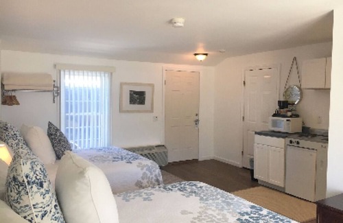 Centerville Hotel | Craigville Beach Inn