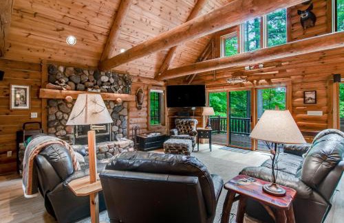 Eagle River House | Cranberry Cove Lodge