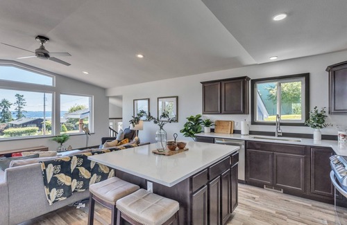 Greenbank House | Cranes Landing Hidden Beach Home 3 Bedroom Residence by RedAwning