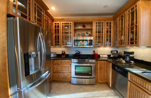 Harbor Springs House | Cranmer Hearth Lakehouse