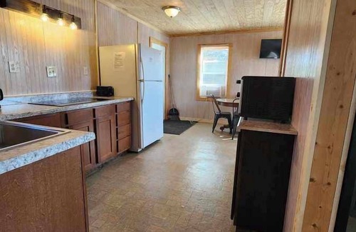 Fremont Cabin | Crappie Cabin - Fremont, WI
