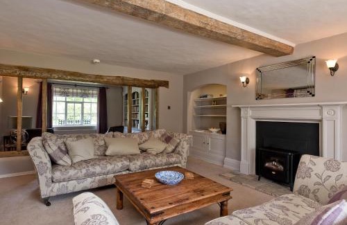 Beccles House | Cravens Manor