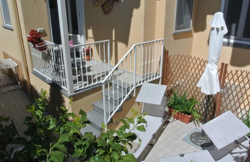 Sant'Agnello Apartment | Crawford Home