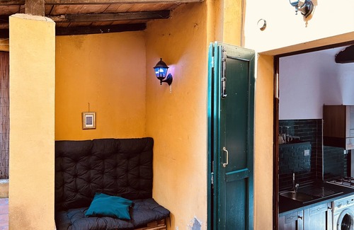Historic Center Apartment | Creative studio near Piazza Verdi