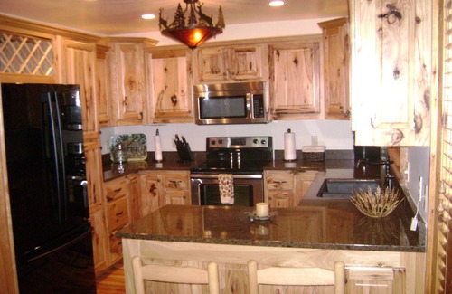 Hiawassee House | Creek At Your Feet! Fishing Pole in your Hand!