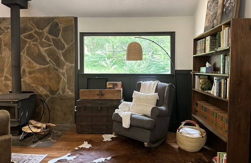 Ellijay Cabin | Creek front cabin on 3+ acres with private mini waterfalls, fire pit & game nook
