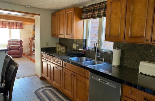 Confluence Cottage | Creek Haven · Stunning Creekside Cottage w/Hot Tub Minutes to Yough Lake, Ohiopyle