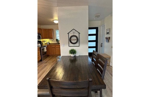Mount Hood Village Cottage | 🏔 🌲 Creek Side Mt. Hood Adventure Cottage 🌲 🏔