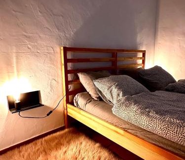 Losone Apartment | Creek’s cave studio - The paradise for climbers