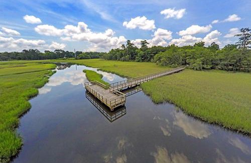 North Charleston House | Creekside Bungalow Park Circle 15m dtwn CHS