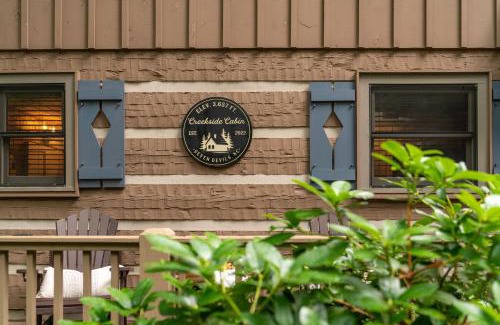 Seven Devils House | Creekside Cabin - Seven Devils,NC - Pet-Friendly, Close to Skiing & Hiking, and the Apline Coaster!