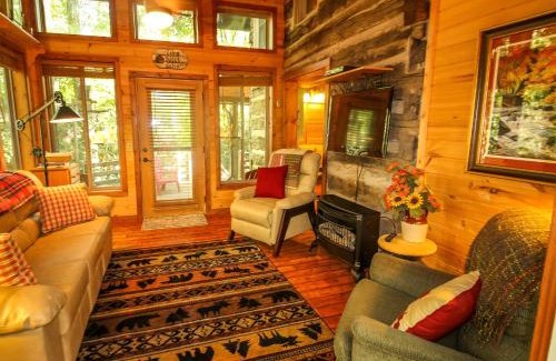 Todd House | Creekside Comfort
