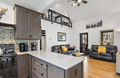 Lake Lure House | Creekside Cottage - Hot Tub, Creek, Fire Pit!