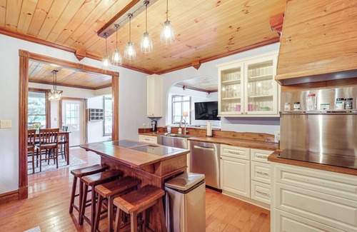 Todd House | Creekside Gazebo + Mtn Views: Spacious Todd Home!