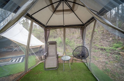 Cosby RV Rental | Creekside Glamping Tent in the Smoky Mountains at Honesuckle Springs