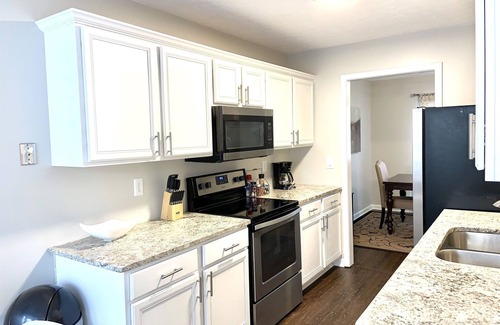 Woodberry Park House | Creekside Hideaway/near Opry Mills/lake/7 mi to DT