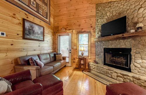 McCaysville House | Creekside Hideaway