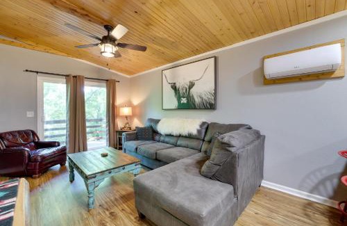 Powell House | Creekside Nature Escape in Southwest Missouri