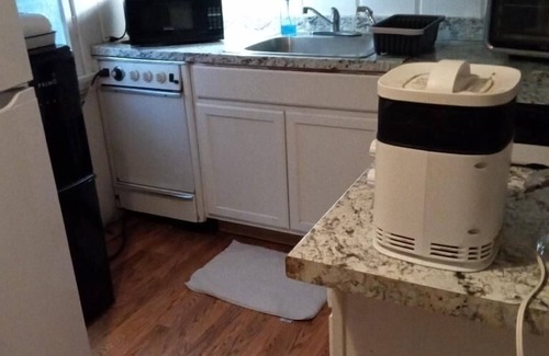 Patton Bed & Breakfast | "Creekside Retreat: Cozy 2-Bedroom Haven with Scenic Views"