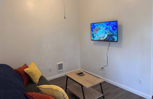 Grants Pass Apartment | Creekside Retreat