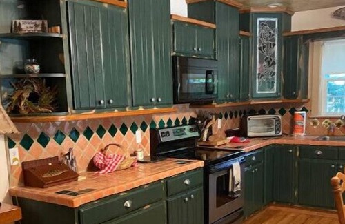Hiawassee Cabin | Creekside Retreat* wineries*hiking*fishing,