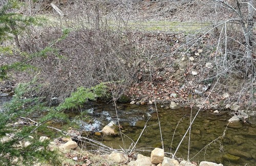 Mountain City RV Rental | Creekside RV Site A1 * Full Hookup