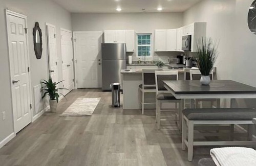 Bloomingdale House | Creekside Townhomesnn