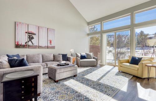Redmond House | Creekside Village