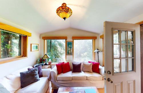 Brookings House | Creekview