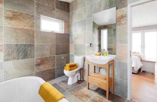 Eyemouth House | Creel Lodge