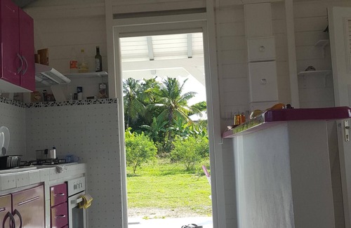 Saint-Louis House | Creole bungalow between sea and countryside In the heart of nature, quiet and ventilated.