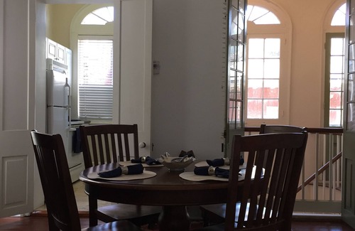 Faubourg Marigny Condo | Creole Townhouse w/Balcony in French Quarter/Marigny
