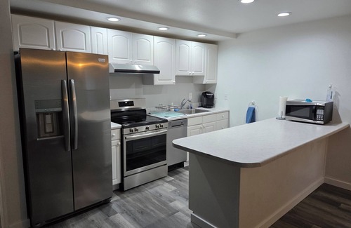 Quincy Condo | Crescent Bar Condos Unit 143