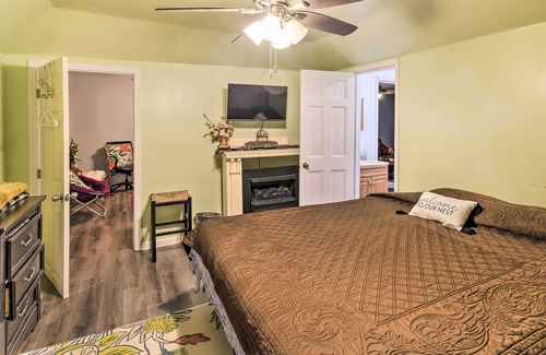 Fruitland House | Crescent City Hideaway w/ Screened Porch!