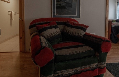 Crescent Apartment | Crescent Lake Rental Without the Whole House