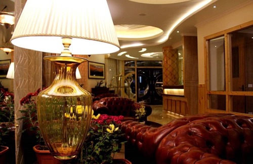 Darjeeling Hotel | Crescent Resort