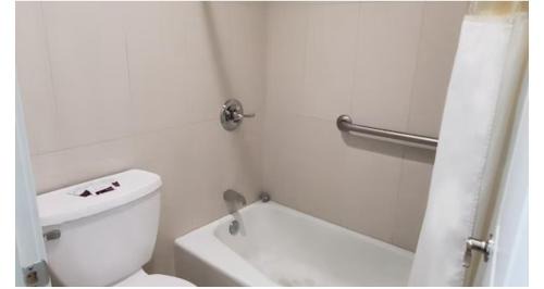 Inglewood Hotel | Crestridge Inn Near LAX, SoFi Stadium & Intuit Dome
