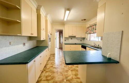 West Wyalong House | Creswell Street Cottage