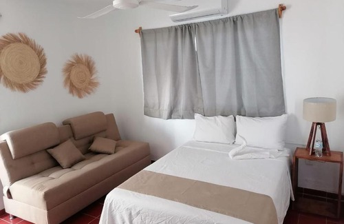 Zona Dorada Hotel | Creta Hotel & Suites