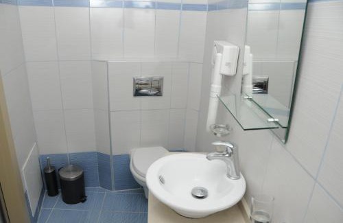 Agios Vasileios Apartment | Creta Mare Hotel
