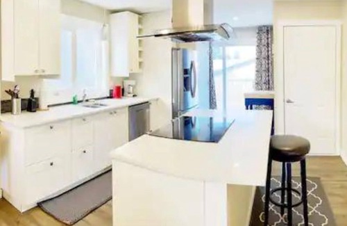 Southeast Edmonton House | Crew Furnished 3BDR Home Southeast Edmonton