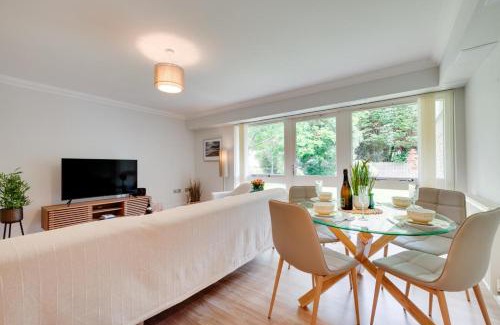 Carlyon Bay Apartment | Crinnis
