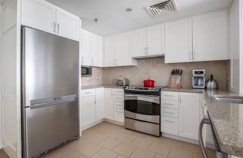 Penn Quarter Apartment | Crisp Penn Quarter 1BR w/Gym, Pool, Doorman, nr. Metro, by Blueground