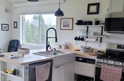Cohoe House | Crooked Creek Cabin in Kasilof