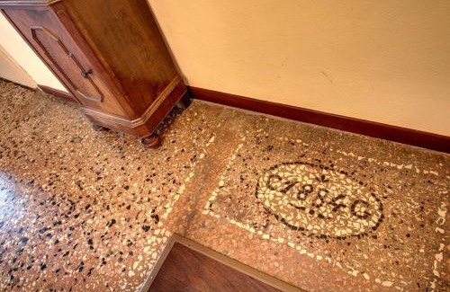 Dorsoduro Apartment | CROSS-CANAL set