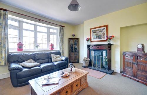 Grosmont House | Crossing Keepers Cottage
