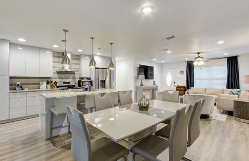 North San Antonio - SAT House | Crown - A Birdy Vacation Rental