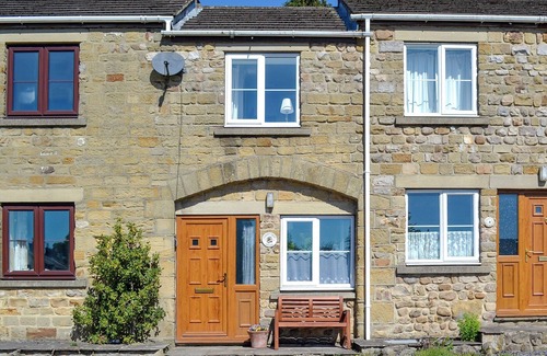 Grewelthorpe Cottage | Crown Courtyard Cottage