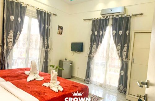 Abdin Hotel | Crown Home by-PX