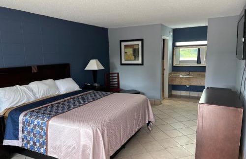 Cartersville Hotel | Crown Inn